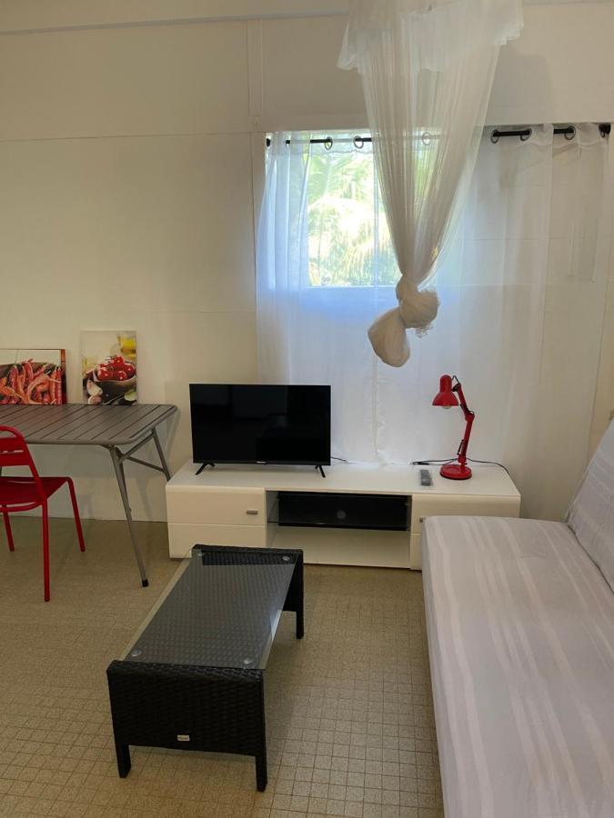 La Colline Business & Tourisme Otel Le Lamentin Dış mekan fotoğraf